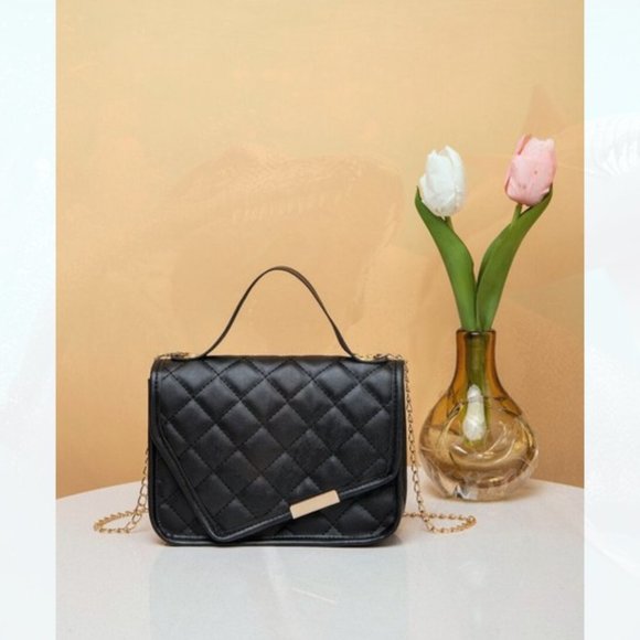 Handbags - New Quilted Square Bag Black 75